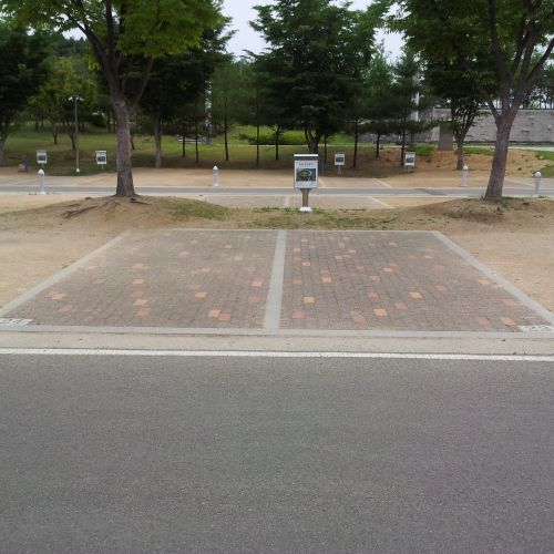 2가족 자동차 야영장 사진