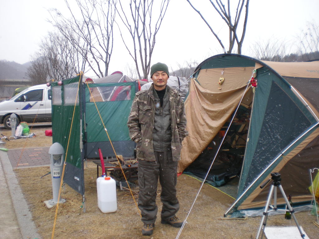 오전에 눈 좀 내렸습니다^^
